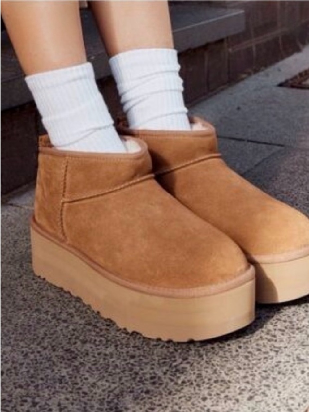 UGG Classic Ultra Mini Platform Tan Chestnut Suede Boots 9